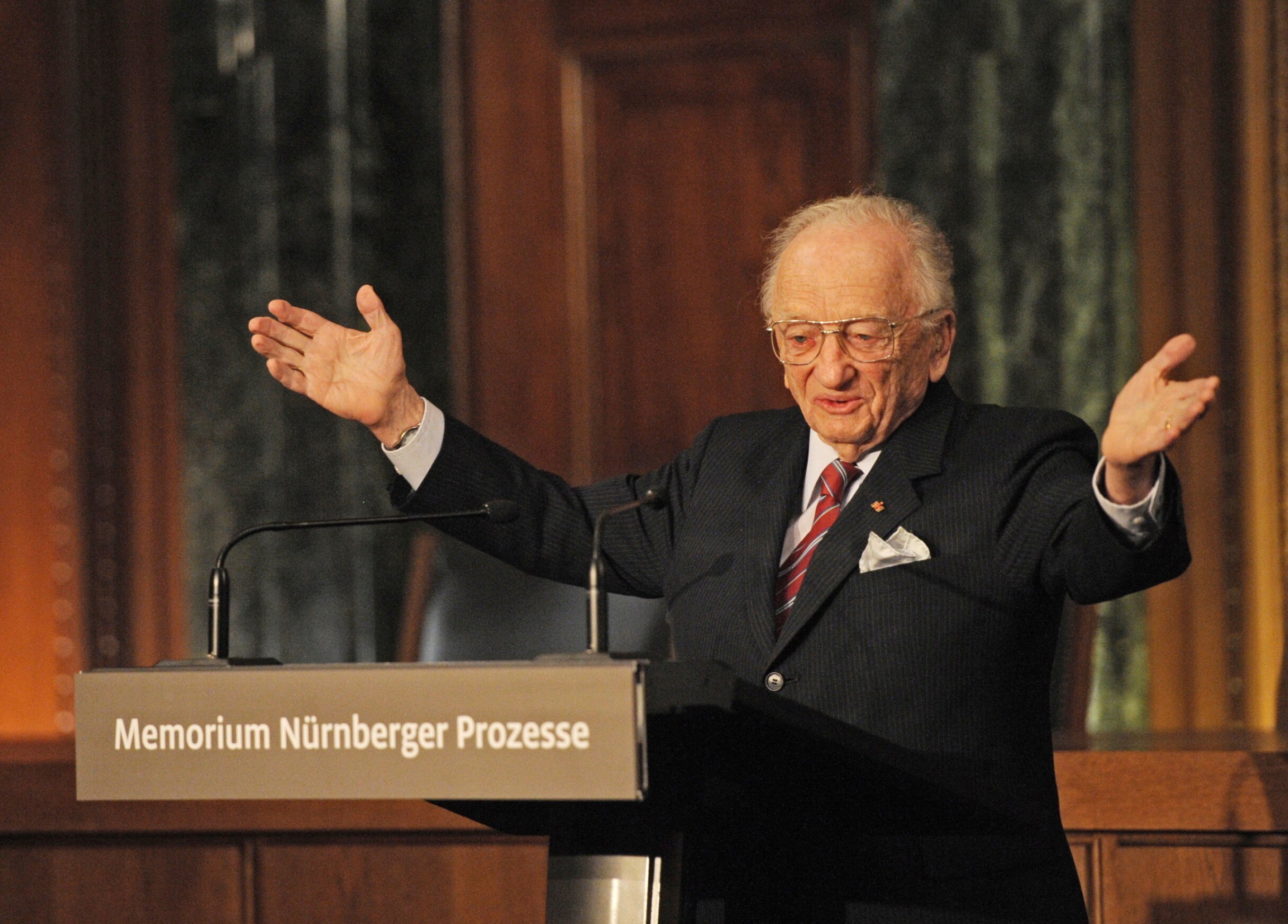 Бенджамин Ференц, последний прокурор Нюрнберга, умер в возрасте 103 лет