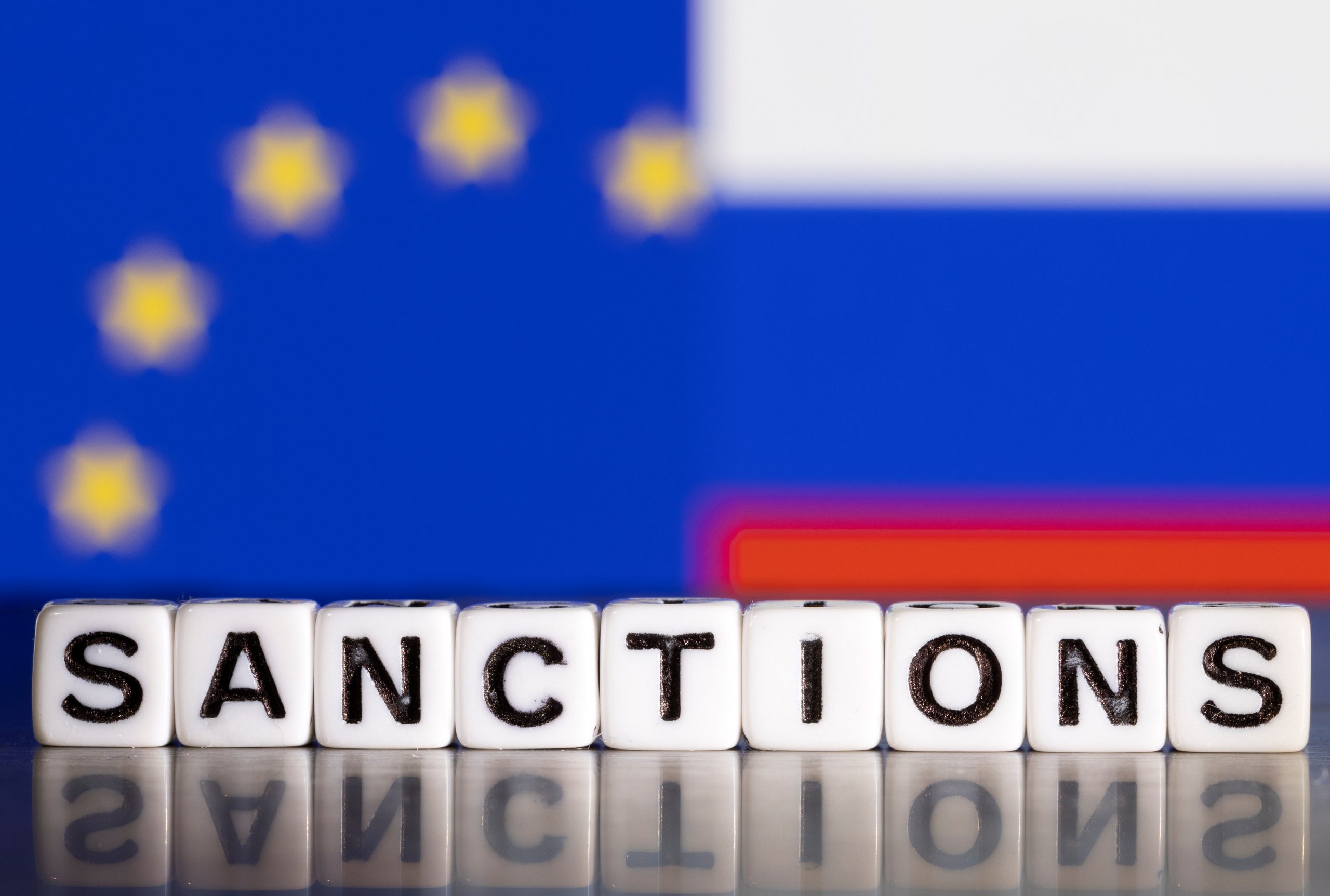 ЕС готовит санкции против китайских компаний, причастных к обходу ограничений на торговлю с Россией