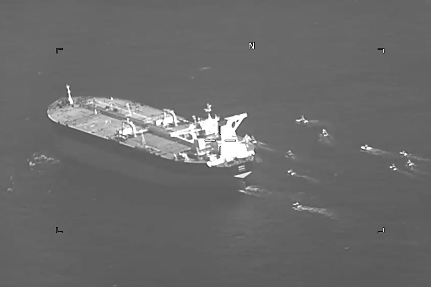 Иран захватил нефтяной танкер под флагом Панамы в Ормузском проливе