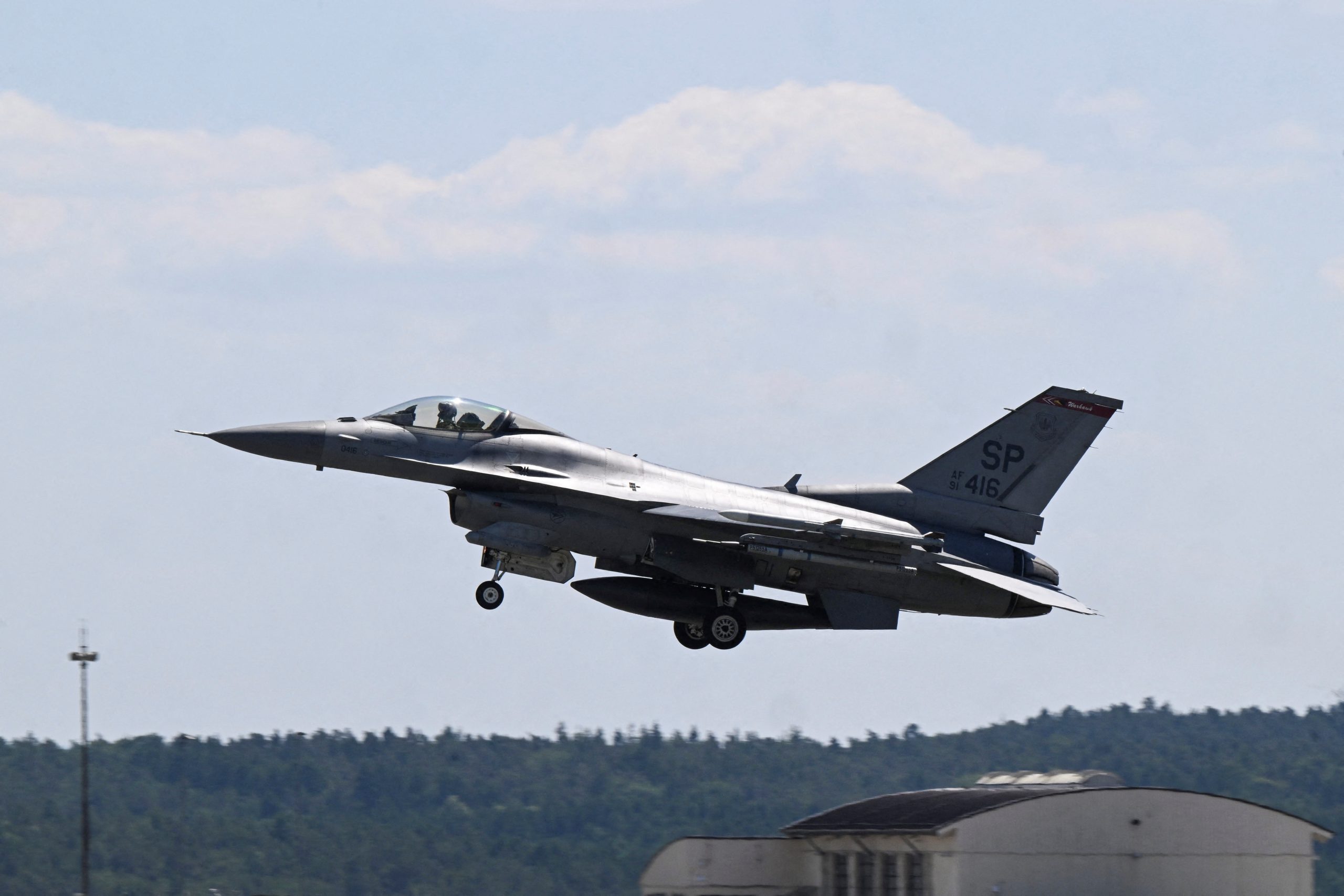 Производитель F-16 поддержал идею о передаче истребителей Украине