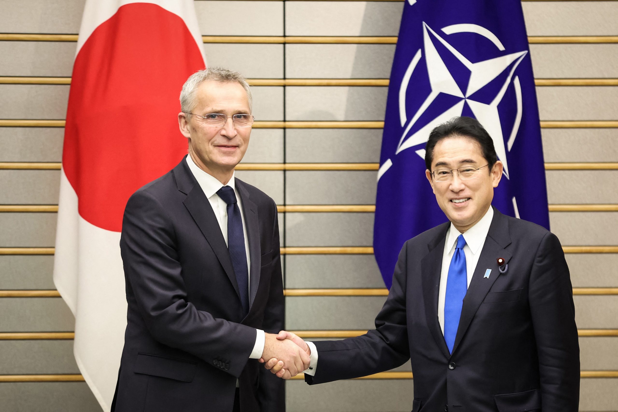 СМИ: НАТО создаст офис по связям в Японии