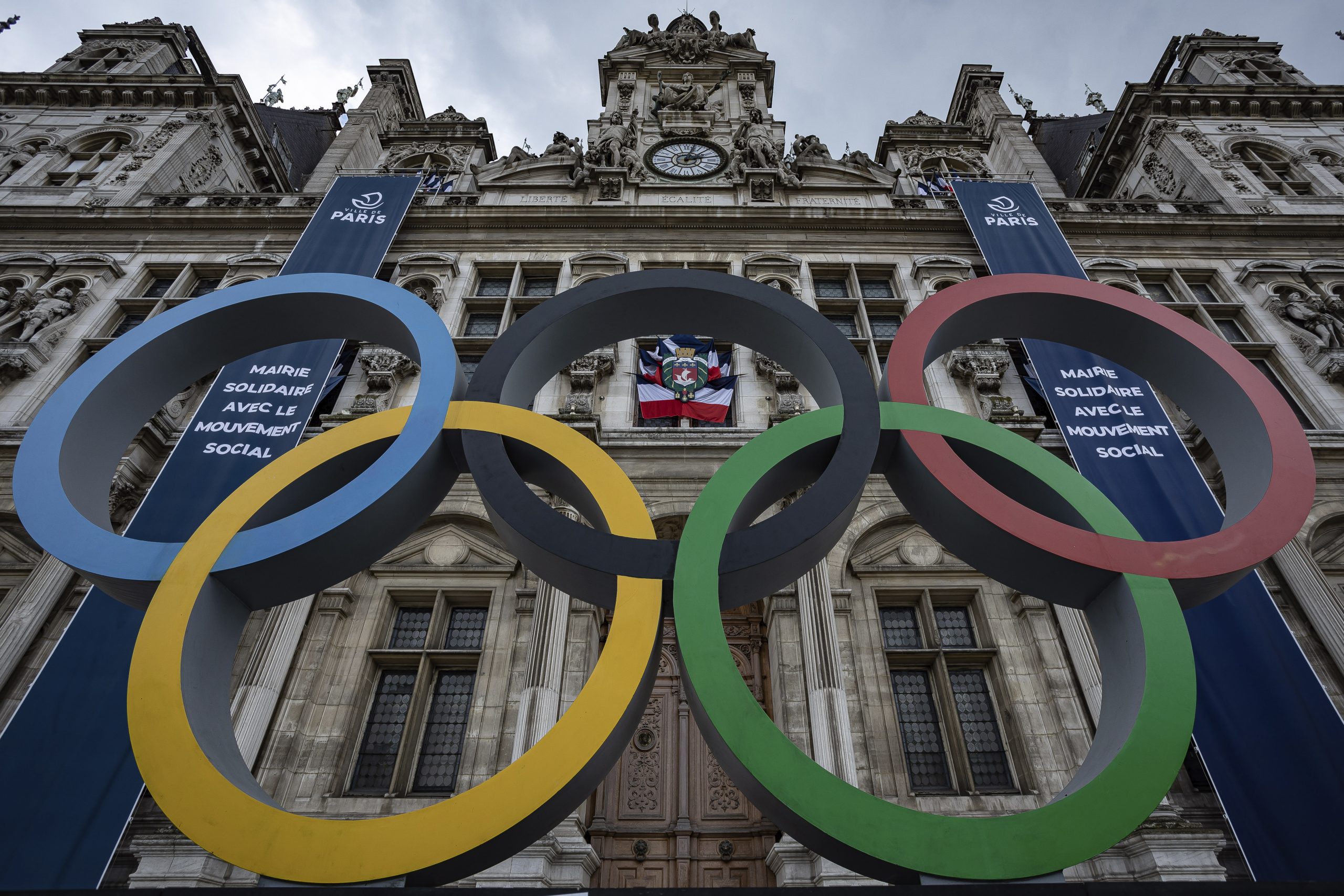 МОК не пригласил Россию и Беларусь участвовать в Олимпиаде-2024 в Париже