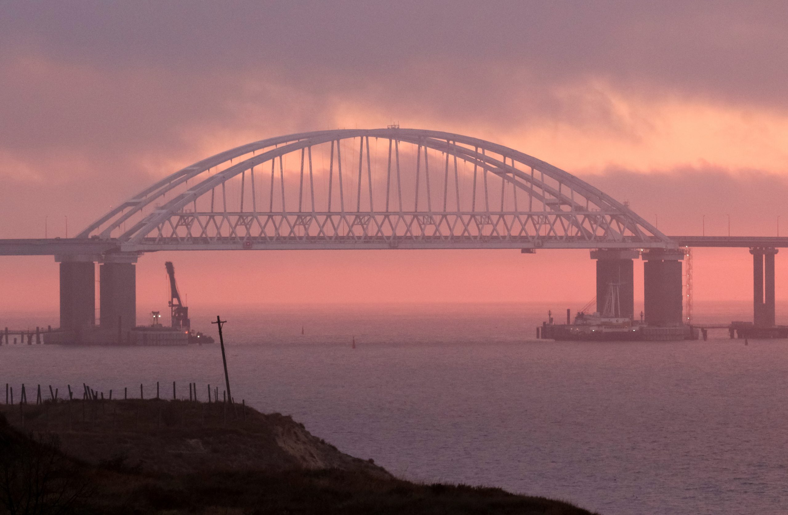 Украинские военные: инцидент на Крымском мосту может быть провокацией Москвы