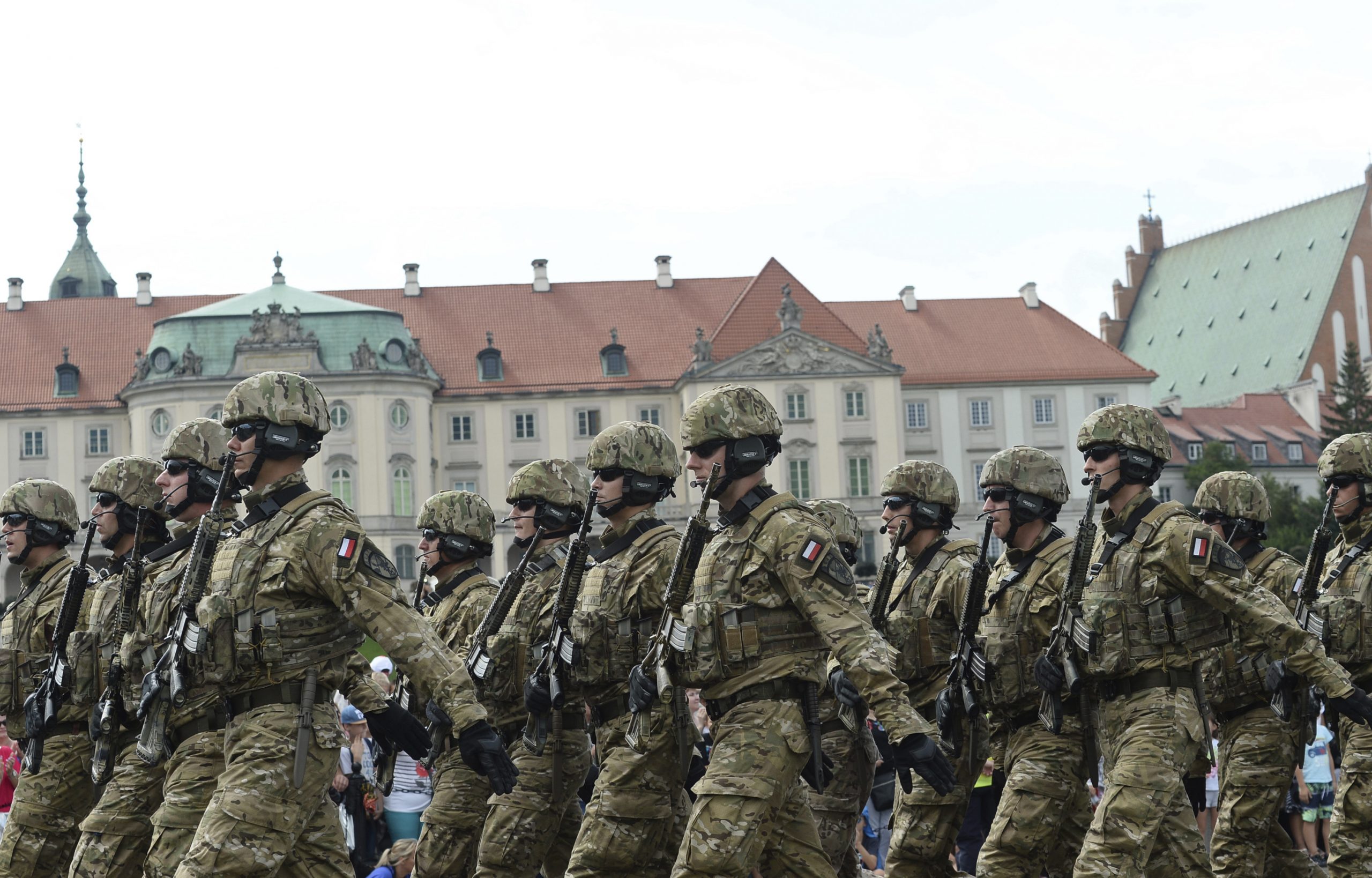 Польша перебрасывает войска к восточной границе