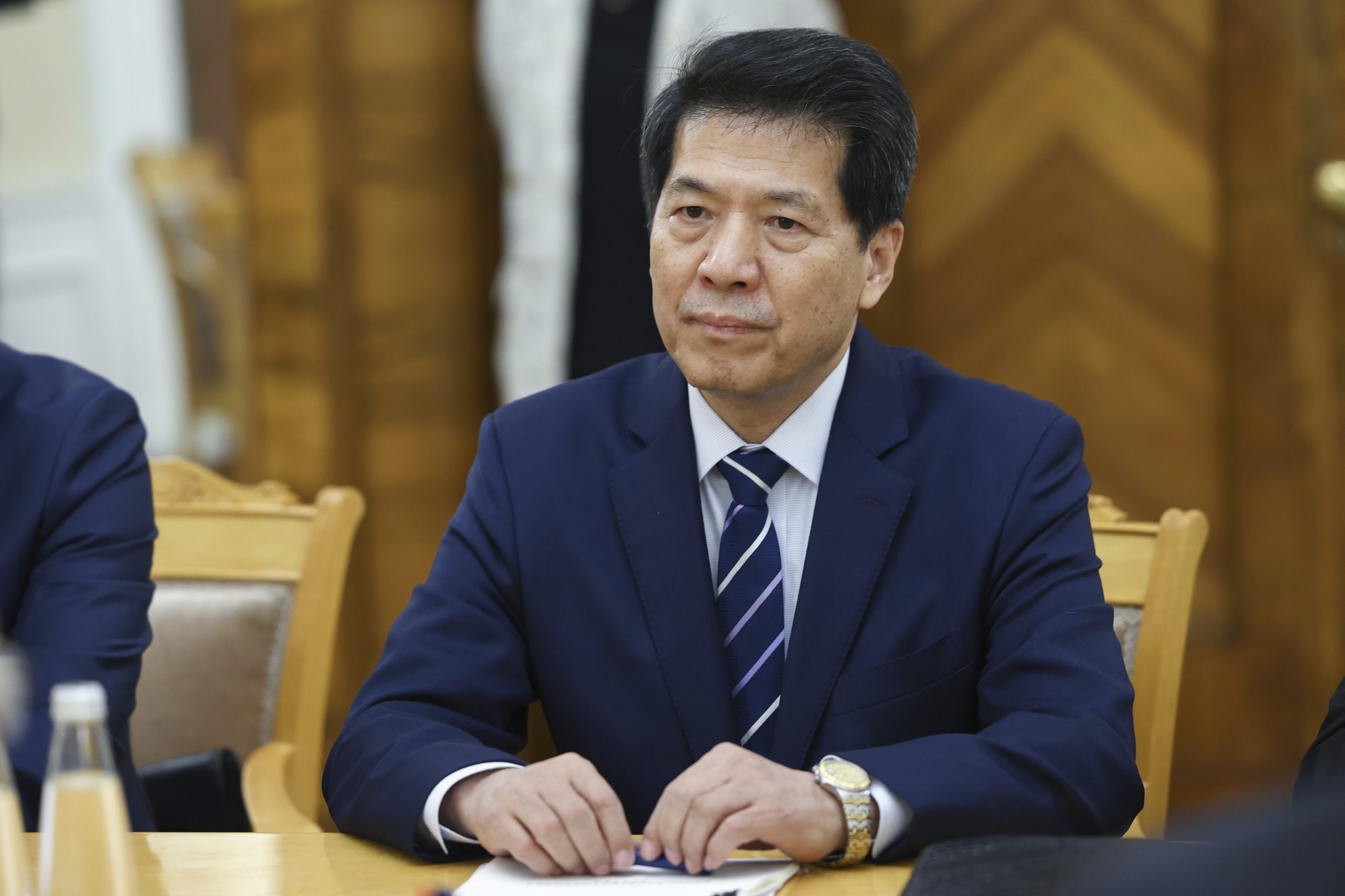 Китай примет участие в переговорах в Джидде по Украине