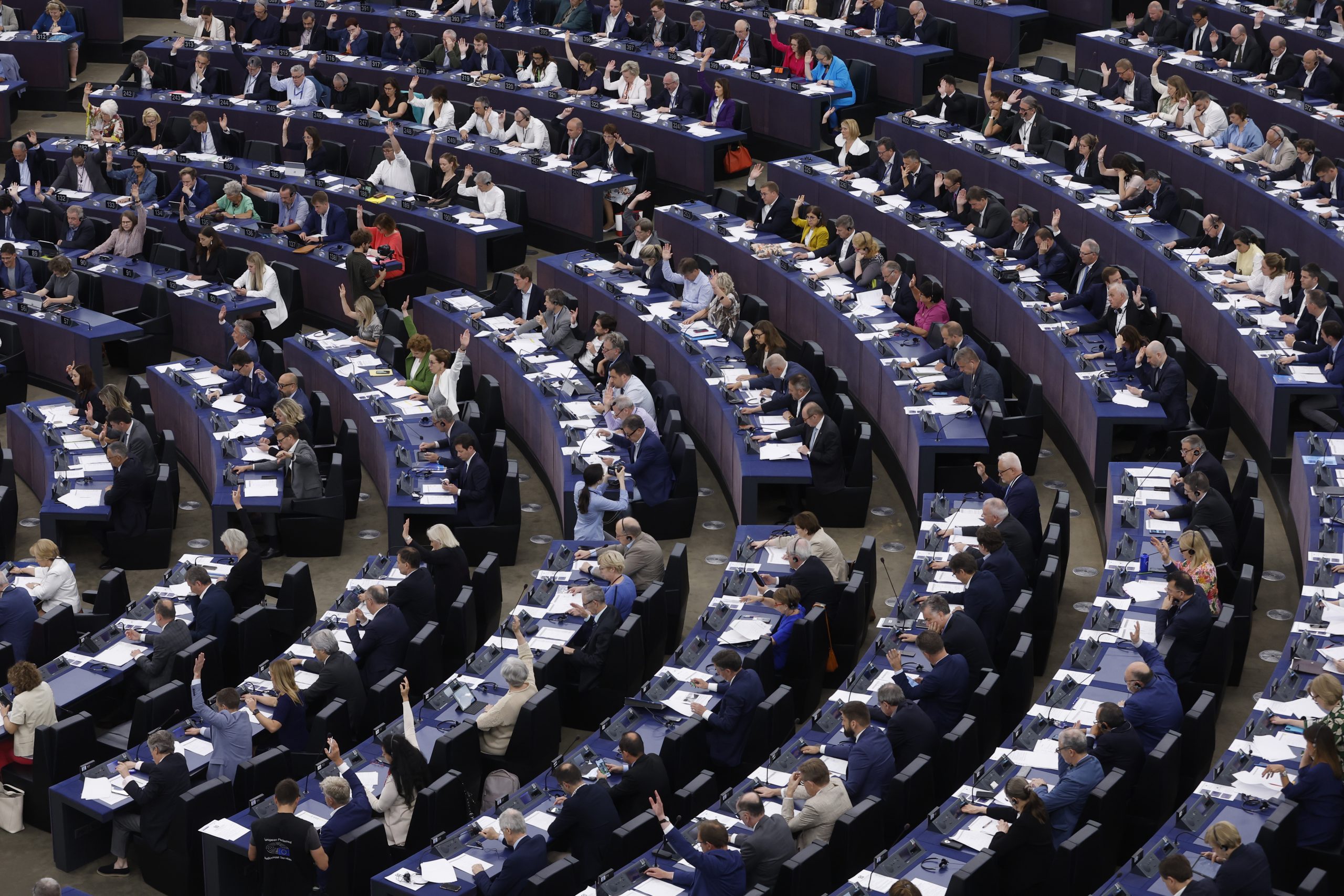 Страны ЕС договорились о первом в мире законе об искусственном интеллекте