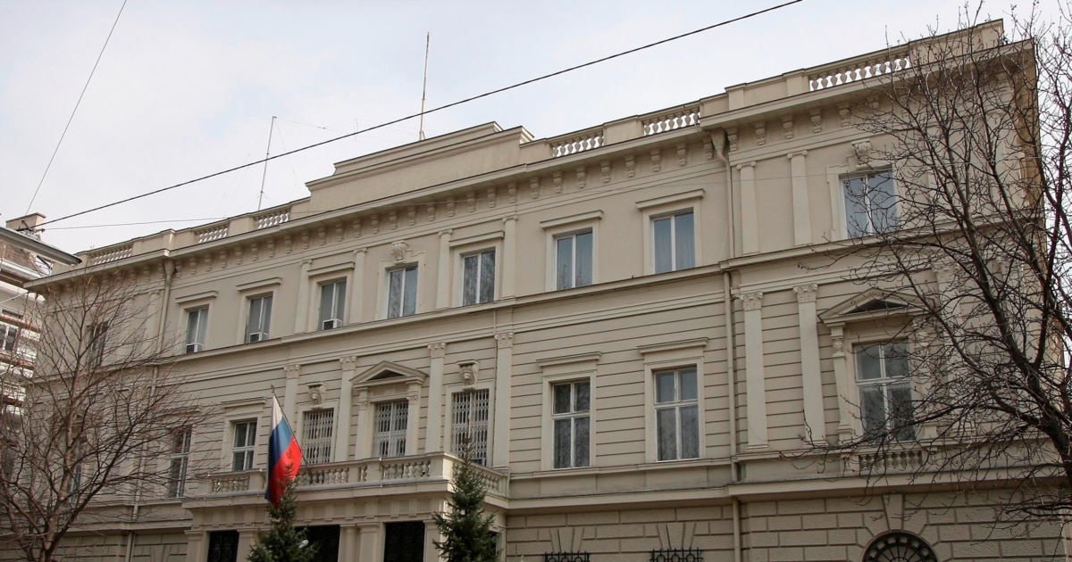 Австрия высылает четырех дипломатов РФ